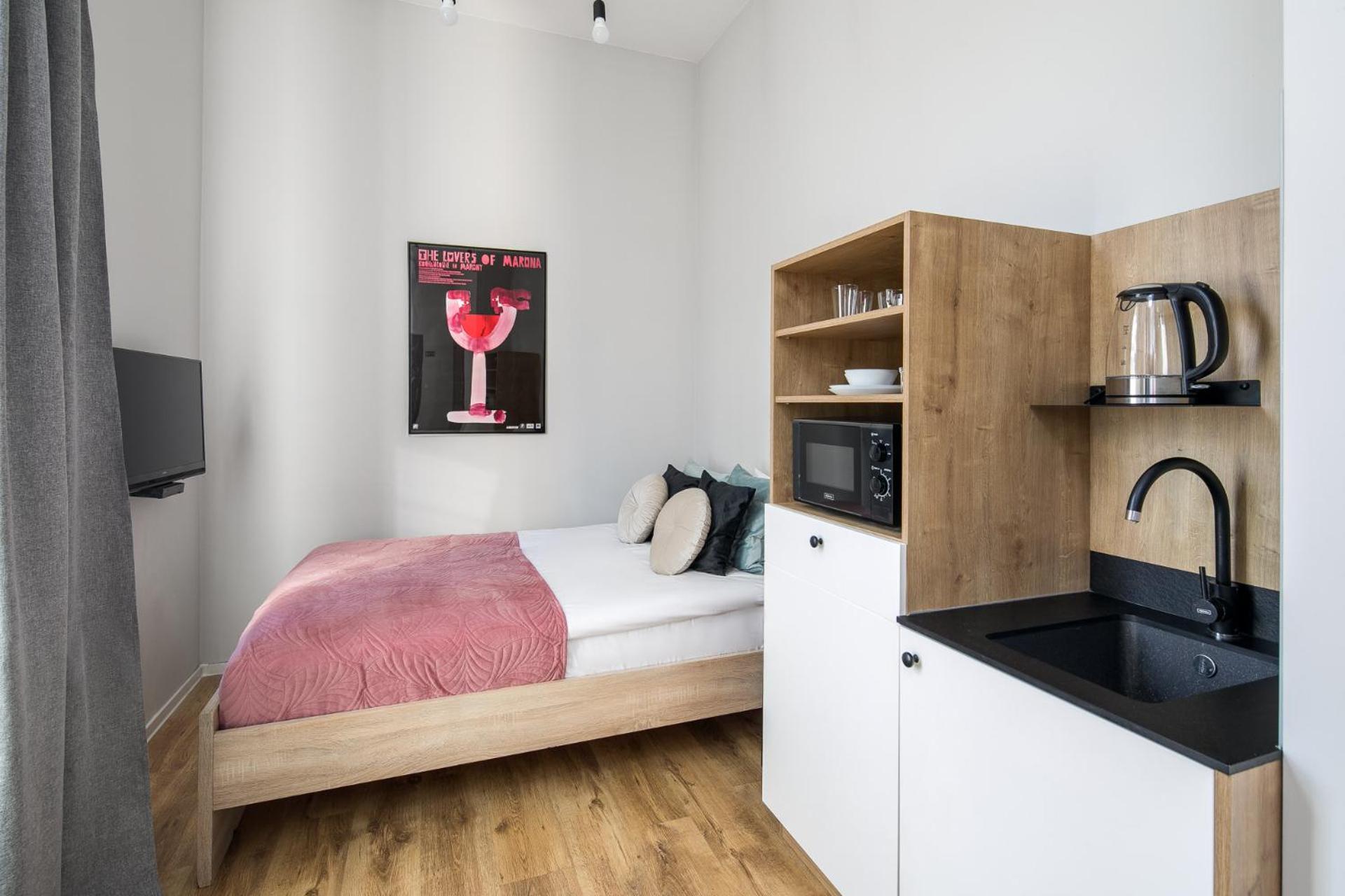 Horizon Park Aparthotel Красков Екстериор снимка